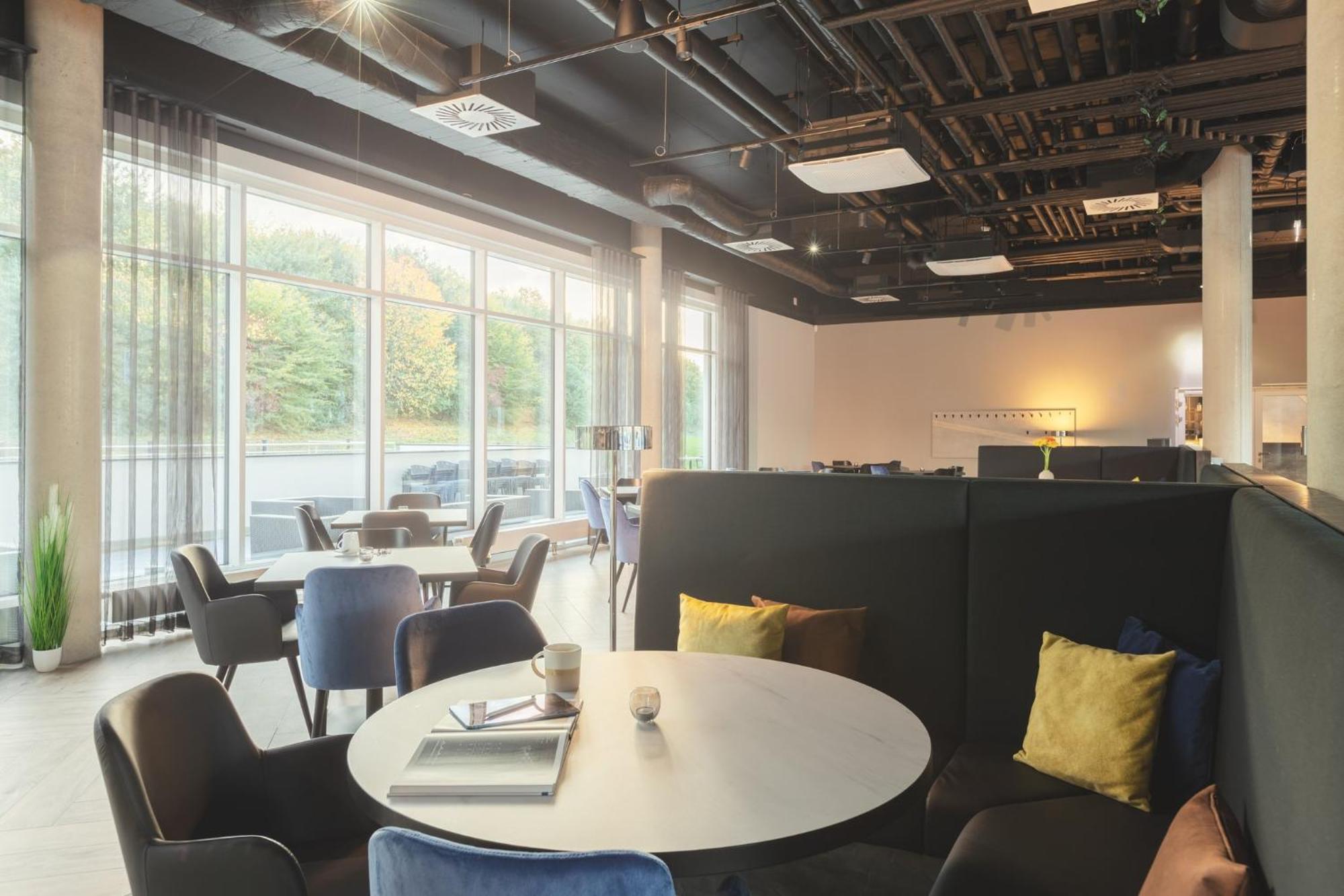 Candlewood Suites Augsburg แกร์สโทเฟิน ภายนอก รูปภาพ
