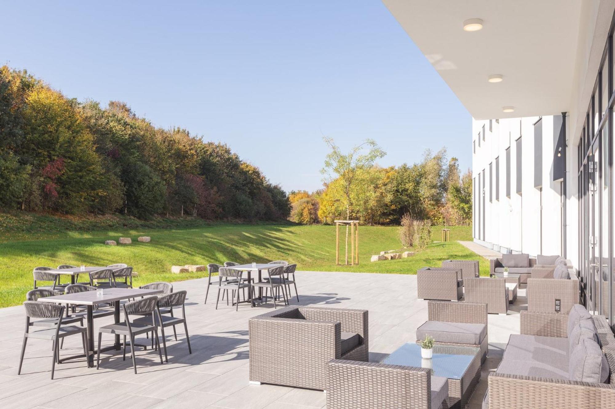 Candlewood Suites Augsburg แกร์สโทเฟิน ภายนอก รูปภาพ