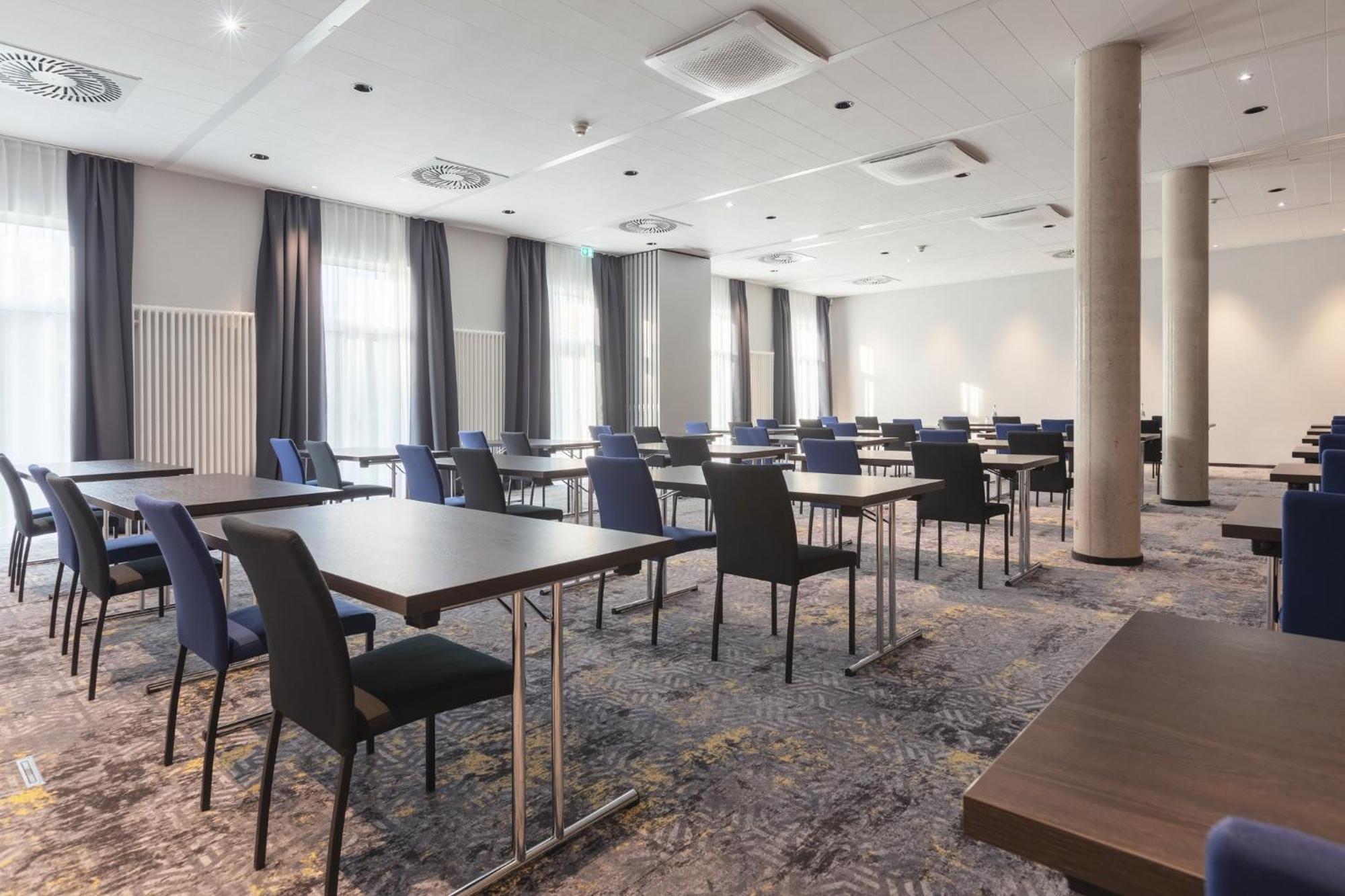 Candlewood Suites Augsburg แกร์สโทเฟิน ภายนอก รูปภาพ